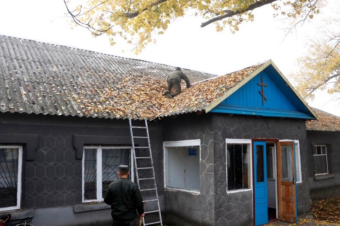 Військові відродили богослужіння в храмі на Донбасі