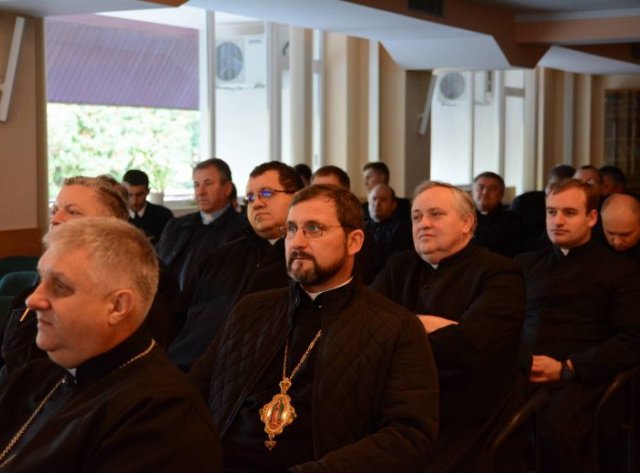 50 священників взяли участь у І з’їзді капеланів Лицарів Колумба в Україні 50 священників взяли участь у І з’їзді капеланів Лицарів Колумба в Україні