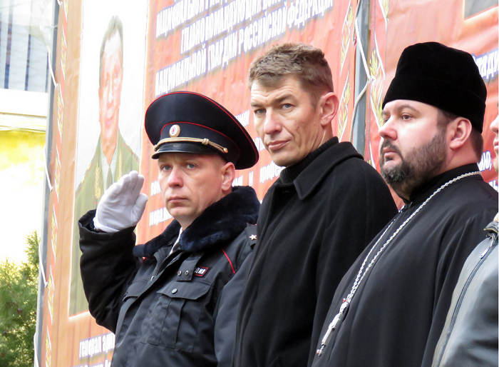 Кримські священики УПЦ (МП) благословляють молодиків на службу в окупаційній армії