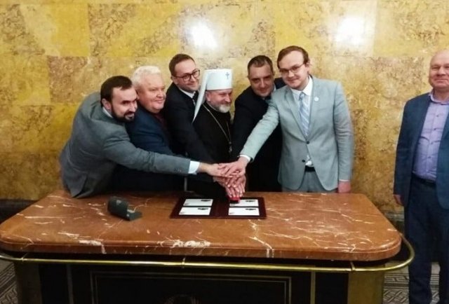 � ����� �������� �������� ����� � ������� � ������ 30-���� ������ ���� � ������