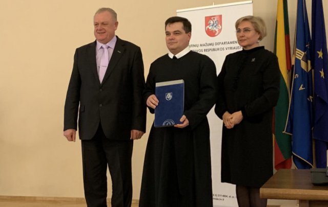 Прем’єр-міністр Литви нагородив настоятеля храму УГКЦ у Вільнюсі Прем’єр-міністр Литви нагородив настоятеля храму УГКЦ у Вільнюсі