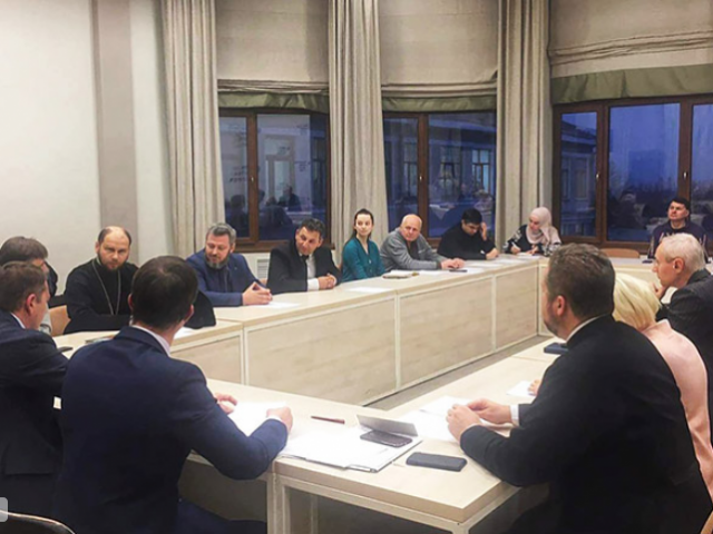 Громадська рада при МОЗ впроваджуватиме медичне капеланство в Україні Громадська рада при МОЗ впроваджуватиме медичне капеланство в Україні
