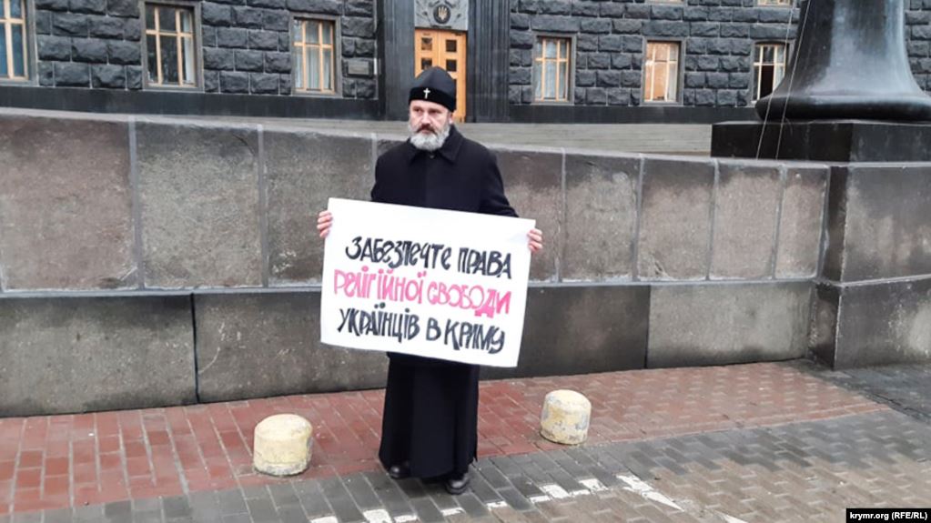 Архиепископ Крымской епархии ПЦУ объявил голодовку, требуя от Кабмина «обеспечить права религиозной свободы украинцев в Крыму»