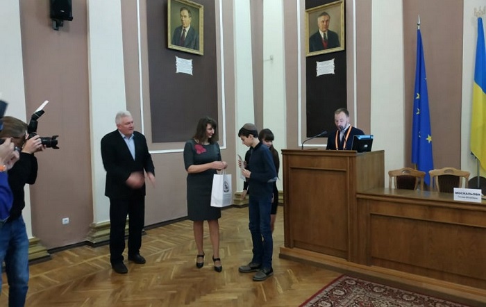 Школяри-хасиди стали призерами конкурсу «Майбутнє України» і колоквіуму «Космос. Людина. Духовність»