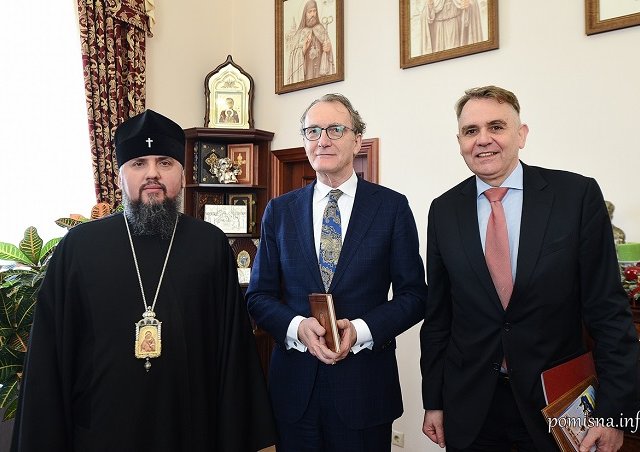 Глава ПЦУ обговорив в послом Нідерландів міжконфесійні та церковно-державні відносини Глава ПЦУ обговорив в послом Нідерландів міжконфесійні та церковно-державні відносини