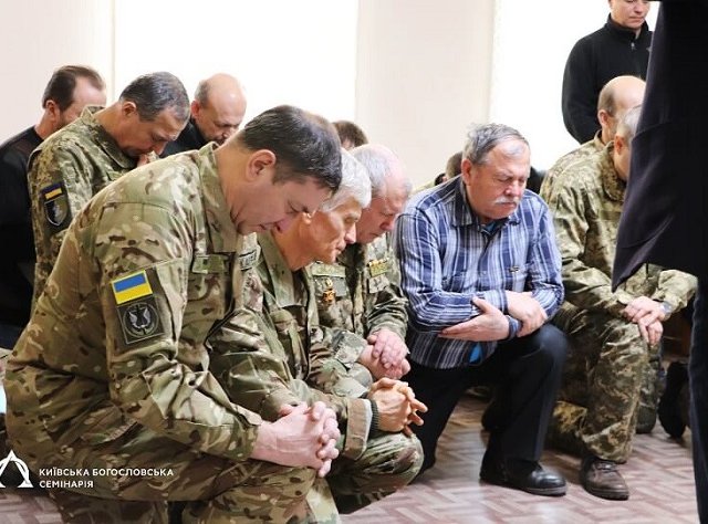 Баптисти провели всеукраїнську зустріч капеланів – військових, пенітенціарних, госпітальних, поліцейських, муніципальних Баптисти провели всеукраїнську зустріч капеланів – військових, пенітенціарних, госпітальних, поліцейських, муніципальних