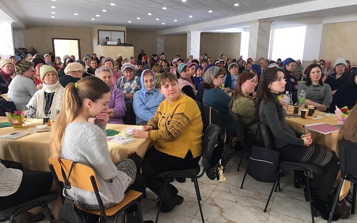 200 баптисток Донеччини обговорили сестринське служіння в регіоні