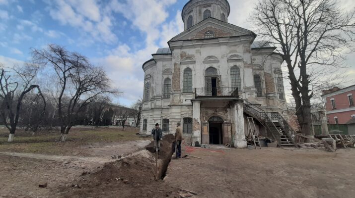 В Ніжині – третій конфлікт навколо храму XVIII ст. після передачі його ПЦУ