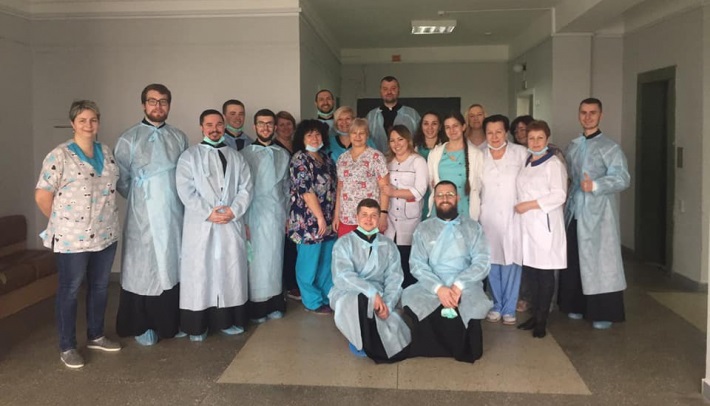 Семінаристи УГКЦ ознайомилися із душпастирською працею в медичному закладі