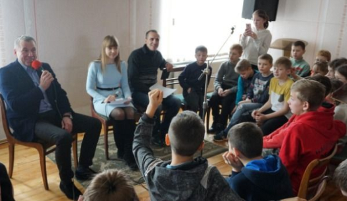 На Черкащині міській голова відвідав дитячий табір адвентистів і пообіцяв облаштувати пляж