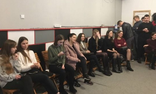 У Житомирі адвентисти відкрили молодіжну церкву У Житомирі адвентисти відкрили молодіжну церкву