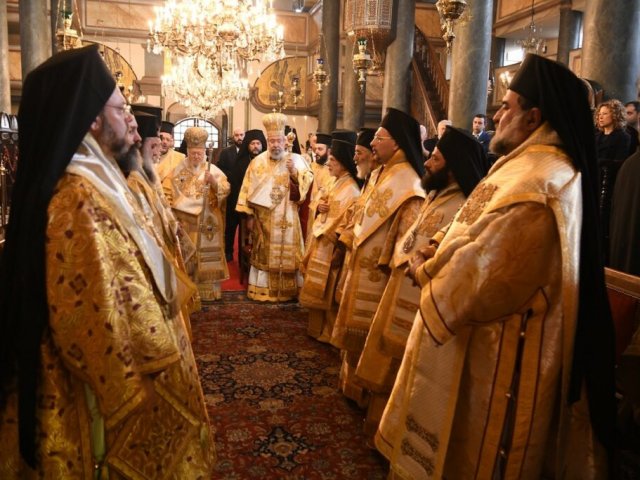 Глава Кіпрської Церкви підтримав Константинополь у праві надавати автокефалію іншим Церквам Глава Кіпрської Церкви підтримав Константинополь у праві надавати автокефалію іншим Церквам