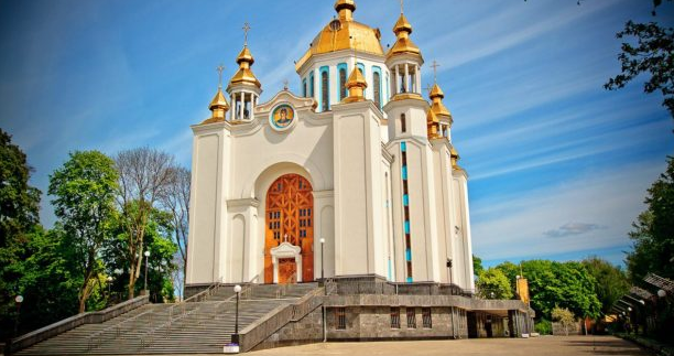 На Рівненщині п’ять громад перереєстрували статути з УПЦ КП на ПЦУ