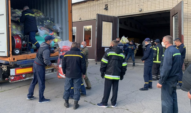 Таврійський християнський інститут передав 15 тонн майна та обладнання пожежно-рятувальним підрозділам Херсонщини