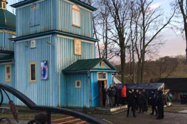 На Рівненщині парафіяни УПЦ (МП) жаліються, що їх конфесійні противники чинять «звукове» насилля