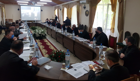 Синод УГКЦ розглянув супровід священників-пенсіонерів, проаналізував програму формації священників у єпархіях та душпастирювання в умовах пандемії