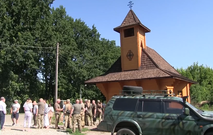Волонтери відкрили на Донеччині церкву для відправ представників різних релігій