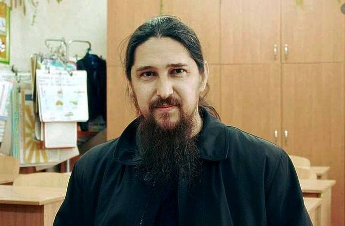 Священник УПЦ (МП) защитил Путина от российского народа
