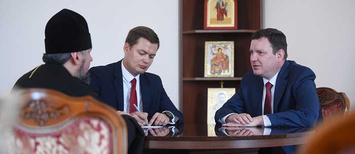 Глава ПЦУ обговорив з послом Латвії ситуацію на окупованих частинах України