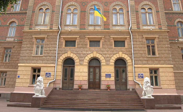 Чернівецькі депутати просять парламент захистити "традиційну сім