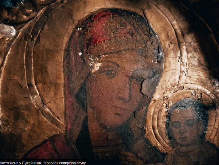 У старій церкві біля Львова знайшли 300-літню ікону Богородиці