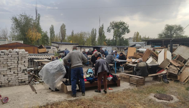 Імами-капелани передали одяг нужденним Сєвєродонецька