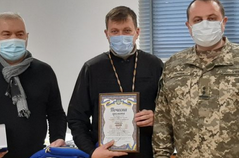 Священник ПЦУ отримав відзнаку оперативного командування «Захід»