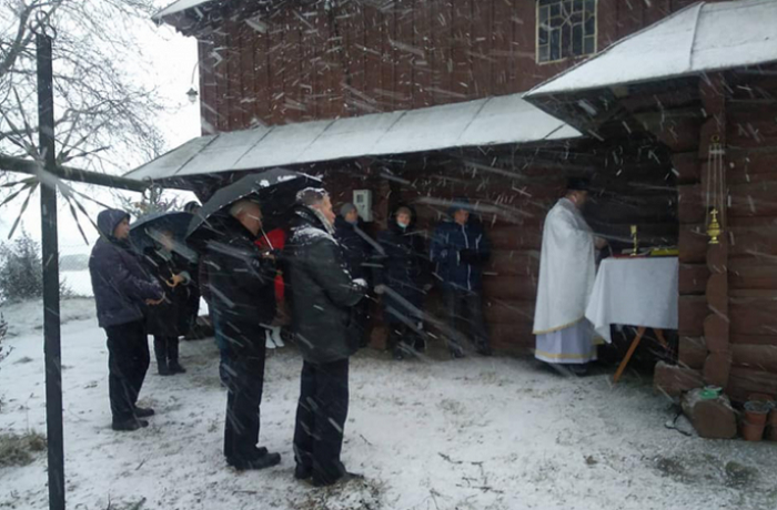 На Львівщині греко-католики сперечаються за храм з православними