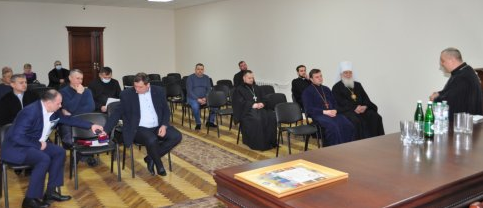 У Західному управлінні з питань виконання кримінальних покарань Мінюсту презентували «Молитовник для засуджених»
