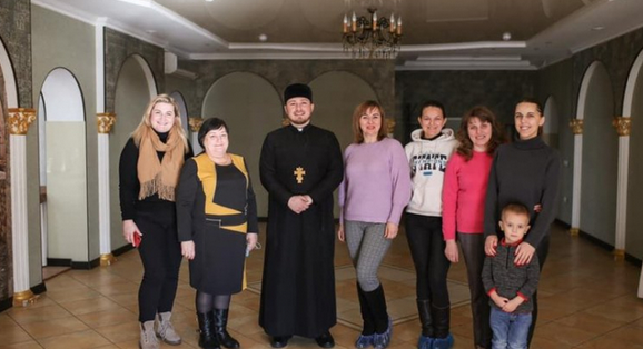 Священник УГКЦ на Львівщині за допомогою вареників та кави вирішує соціальні проблеми потребуючих
