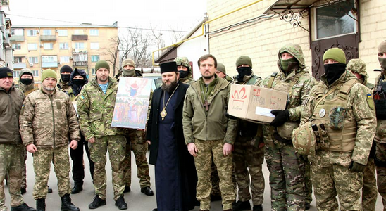 Єпископ ПЦУ в зоні проведення ООС благословив бійців спецпідрозділу поліції «Шторм»