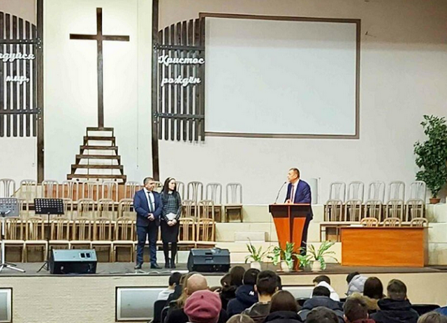 На Одещині рукопоклали пастора-місіонера для українців Польщі На Одещині рукопоклали пастора-місіонера для українців Польщі