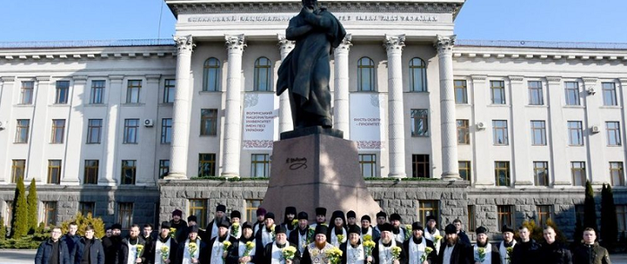 В єпархіях УПЦ (МП) вшанували пам’ять поета Тараса Шевченка