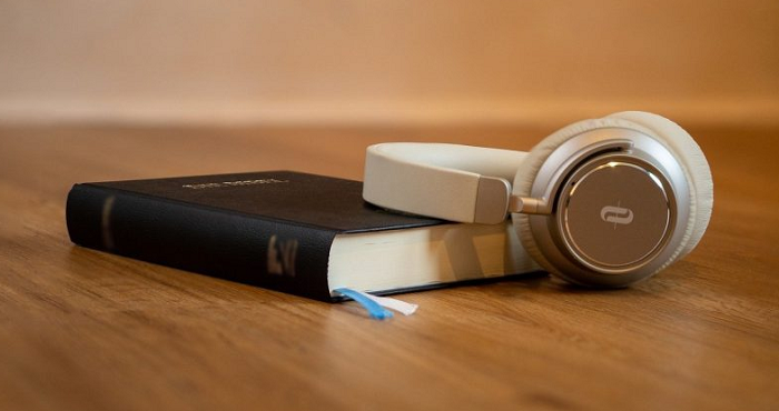 В Україні створюється сайт християнських аудіокниг