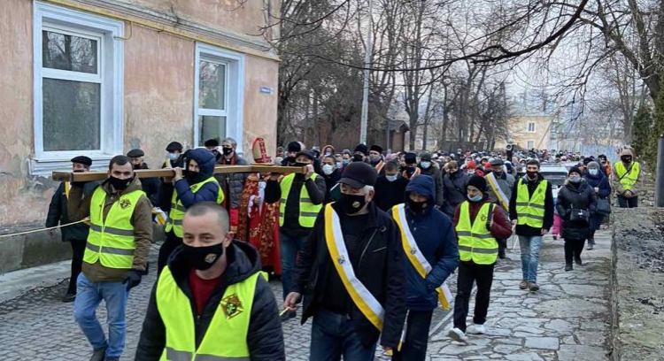 Міжконфесійна хресна хода відбулася в Кам