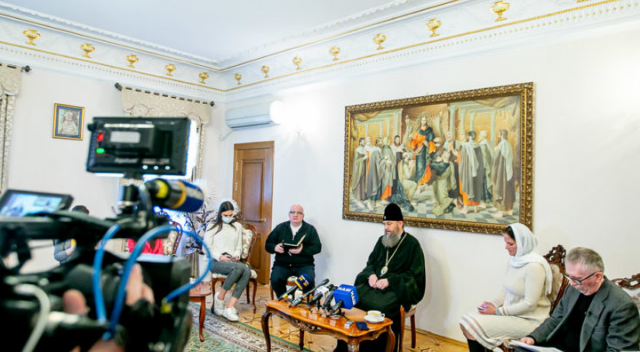 УПЦ (МП) проти приїзду патріарха Варфоломія, бо це веде до «дестабілізації в усьому суспільстві» УПЦ (МП) проти приїзду патріарха Варфоломія, бо це веде до «дестабілізації в усьому суспільстві»