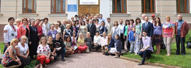Всеукраїнський форум «Освіта, базована на цінностях» пропонує Міносвіти розширити викладання в школах курсів духовно-морального виховання