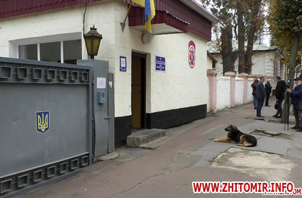 Церква УПЦ (МП) судиться з військовим шпиталем Житомира