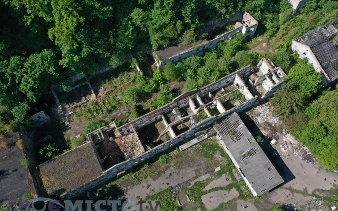 У Львові дискутують щодо використання місця колишнього винзаводу, яке належить священнику УГКЦ