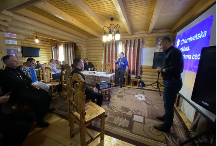 На Буковині священників УГКЦ навчають фандрайзингу і правилам написання проєктів