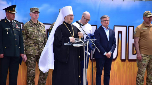 Архієреї ПЦУ взяли участь у святкуванні 7-ї річниці визволення Маріуполя і Щастя від російських окупантів