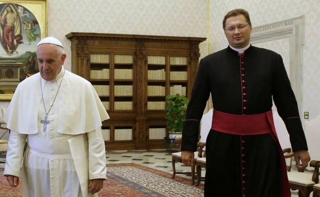 Папа Франциск призначив апостольського нунція в Україні