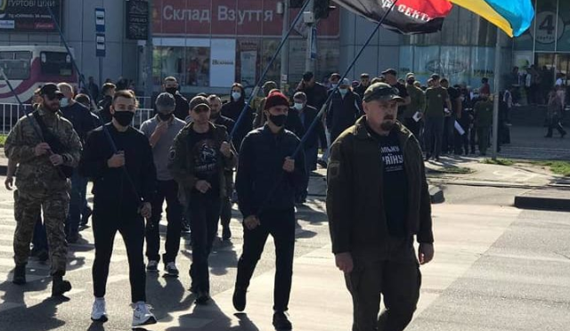 «Правий сектор» розпочав кампанію проти будівництва нових храмів УПЦ (МП) замість тих, що опинилися в ПЦУ «Правий сектор» розпочав кампанію проти будівництва нових храмів УПЦ (МП) замість тих, що опинилися в ПЦУ