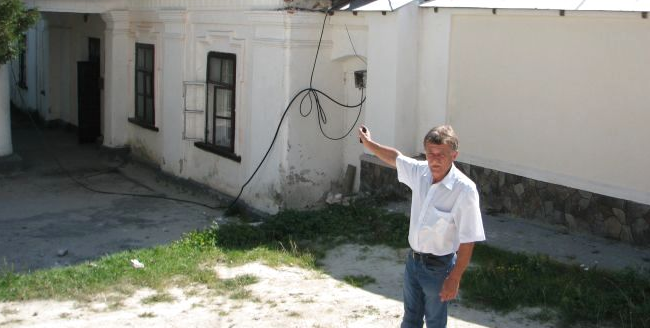Міська рада узаконила передачу Почаївській лаврі приміщення колишнього відділку поліції