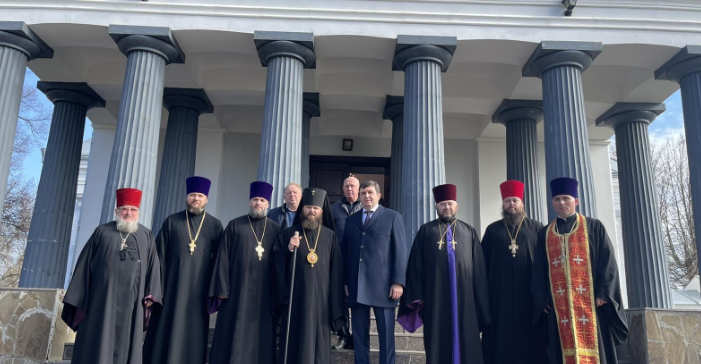 Посол Сербії відвідав храм-усипальницю родини Раєвських на Кіровоградщині