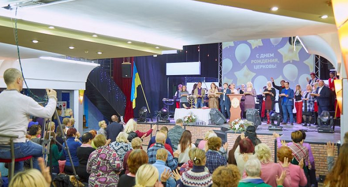 Церква «Будинок молитви для всіх народів» святкує в Дніпрі 29-річчя