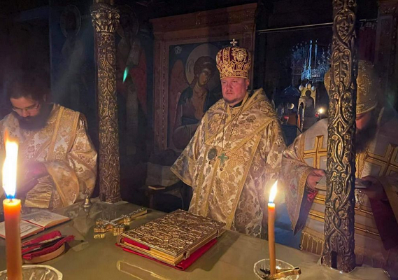 Священники ПЦУ на чолі з єпископом здійснили паломництво на Афон