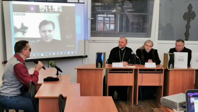 УГКЦ і товариство сліпих презентували у Харкові Євангеліє та Діяння апостолів шрифтом Брайля