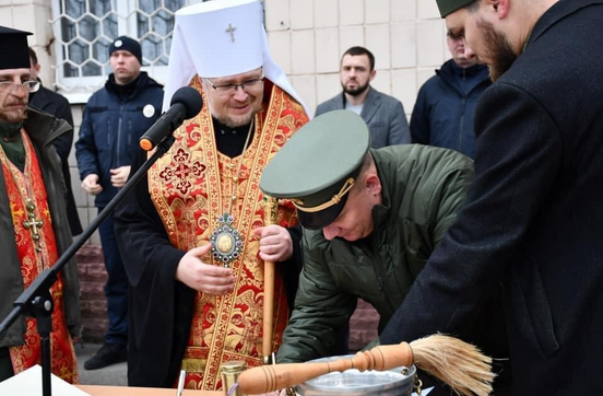 Донецький прикордонний загін у Маріуполі відкрив храм ПЦУ