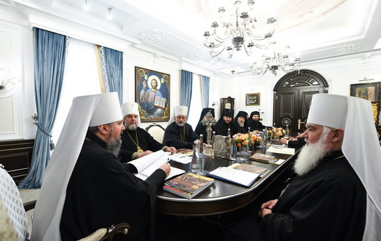 Синод ПЦУ відправив у відставку єпископа, який побив жінку, та канонізував митрополита Йосифа XVII ст.